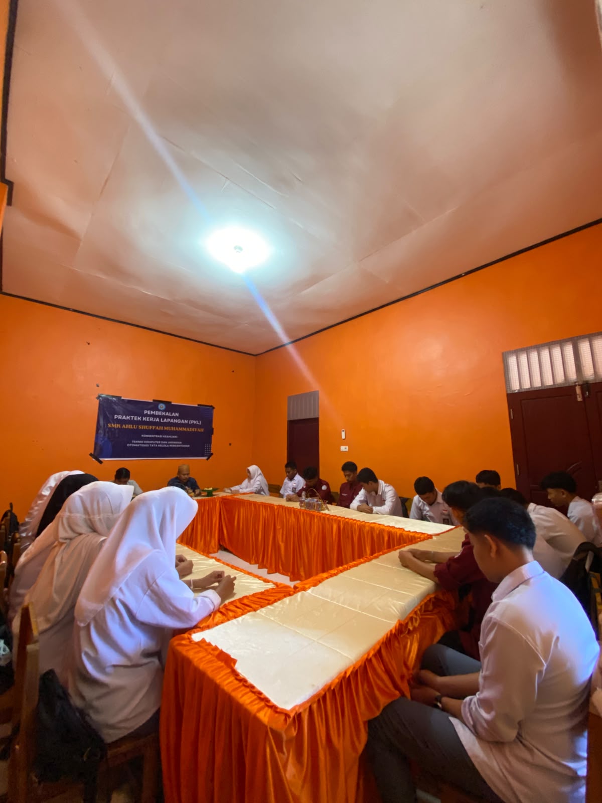 Siswa SMK Ahlu Suffah Bantaeng Siap Terjun Prakerin, Kepsek: Jaga Nama Baik Almamater!
