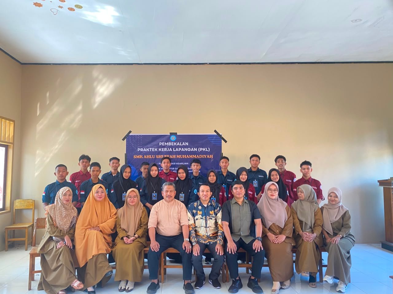 Pelepasan Siswa SMK AHLU SUFFAH MUHAMMADIYAH BANTAENG ke Dunia Industri